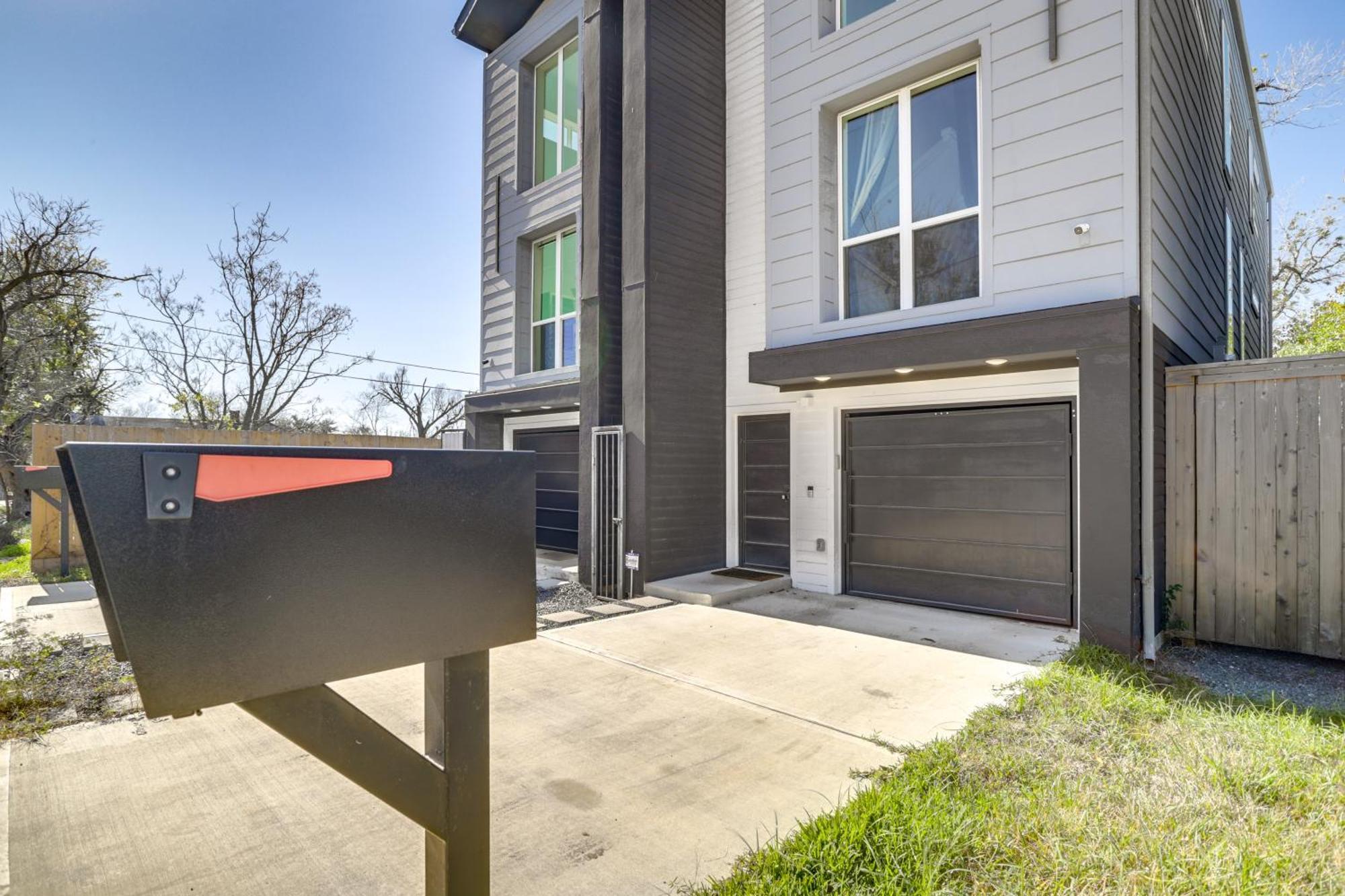 3 Mi To Dtwn Modern Townhome With Yard In יוסטון מראה חיצוני תמונה